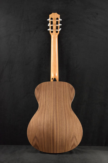 Taylor Academy 12e-N Nylon-String Acoustic-Electric Natural