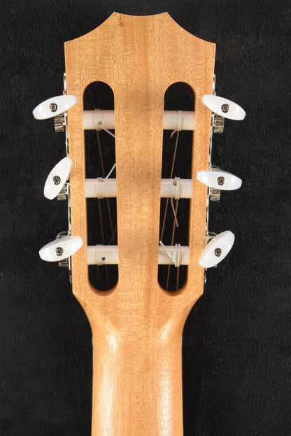 Taylor Academy 12e-N Nylon-String Acoustic-Electric Natural