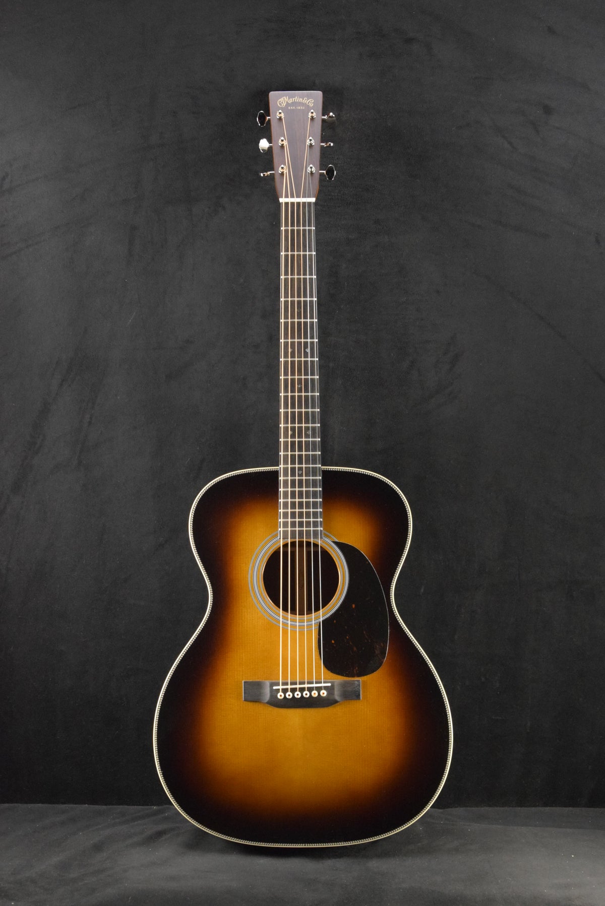 Martin 000-28 1935 Sunburst
