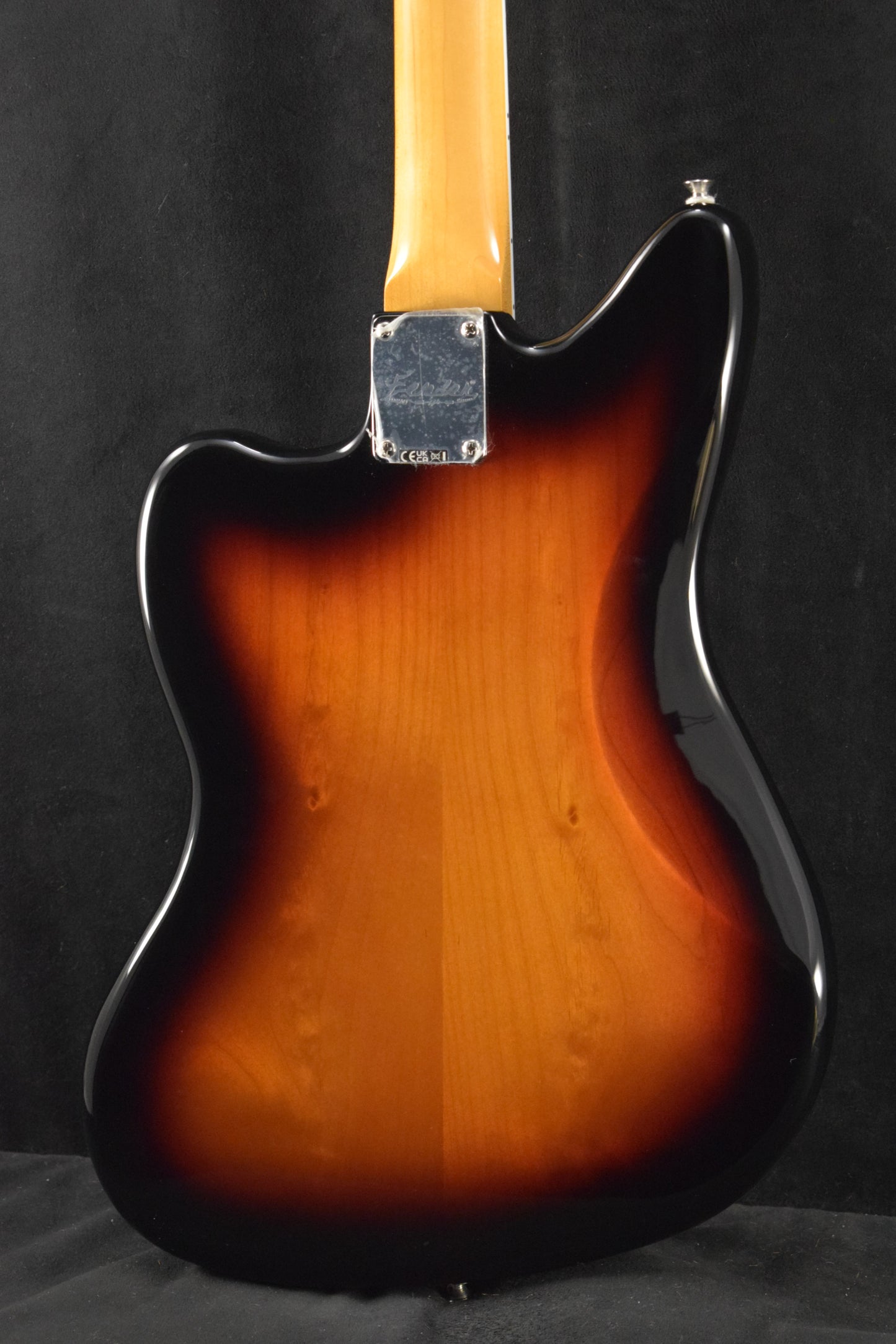 Fender Kurt Cobain Jaguar 3-Color Sunburst Rosewood Fingerboard