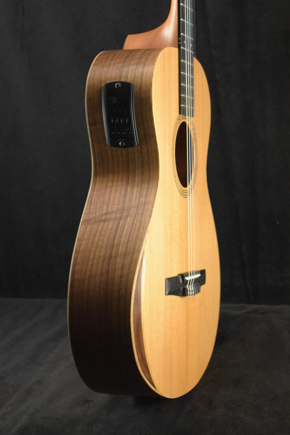 Taylor Academy 12e-N Nylon-String Acoustic-Electric Natural