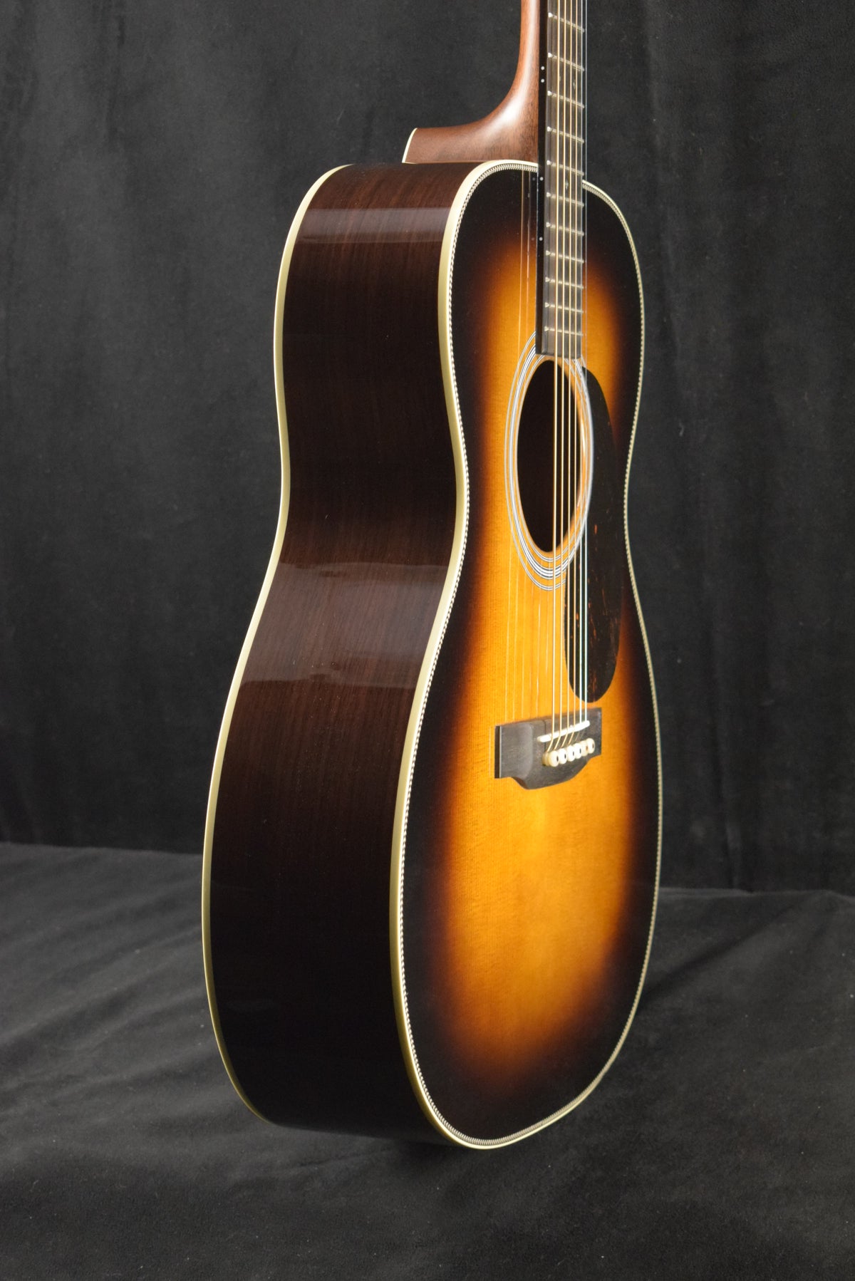 Martin 000-28 1935 Sunburst
