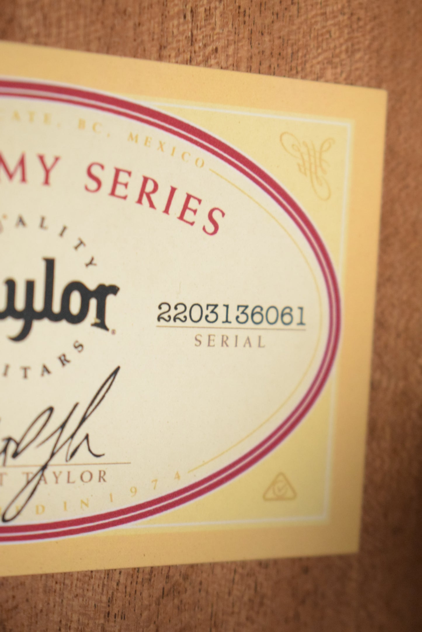 Taylor Academy 12e-N Nylon-String Acoustic-Electric Natural