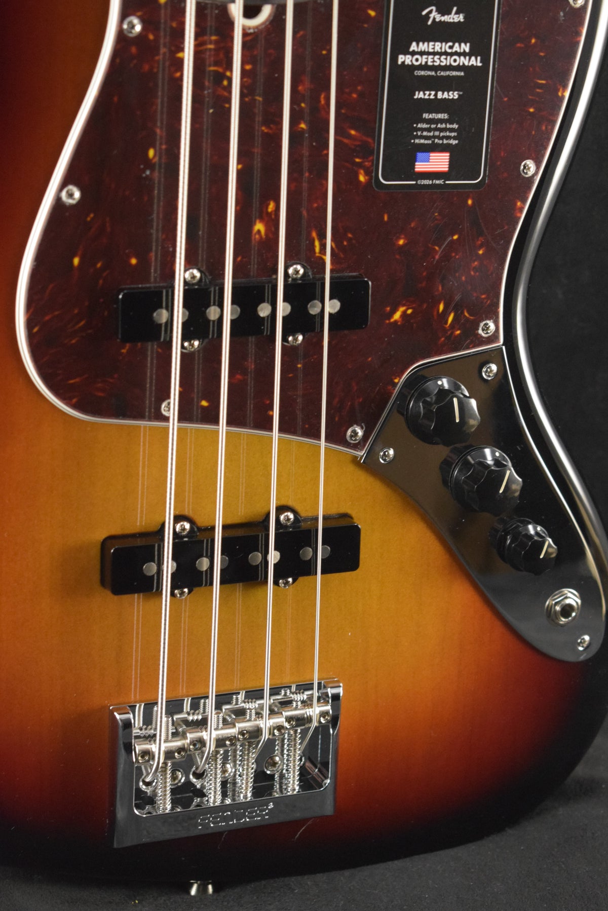 Fender American Professional Jazz Bass 3-Color Sunburst Rosewood Fingerboard
