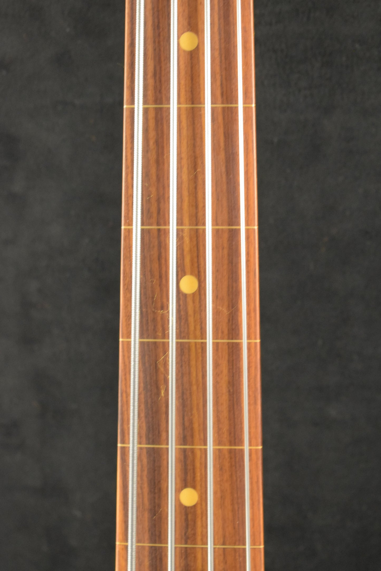 Fender Jaco Pastorius Jazz Bass Fretless Pau Ferro Fingerboard 3-Color Sunburst