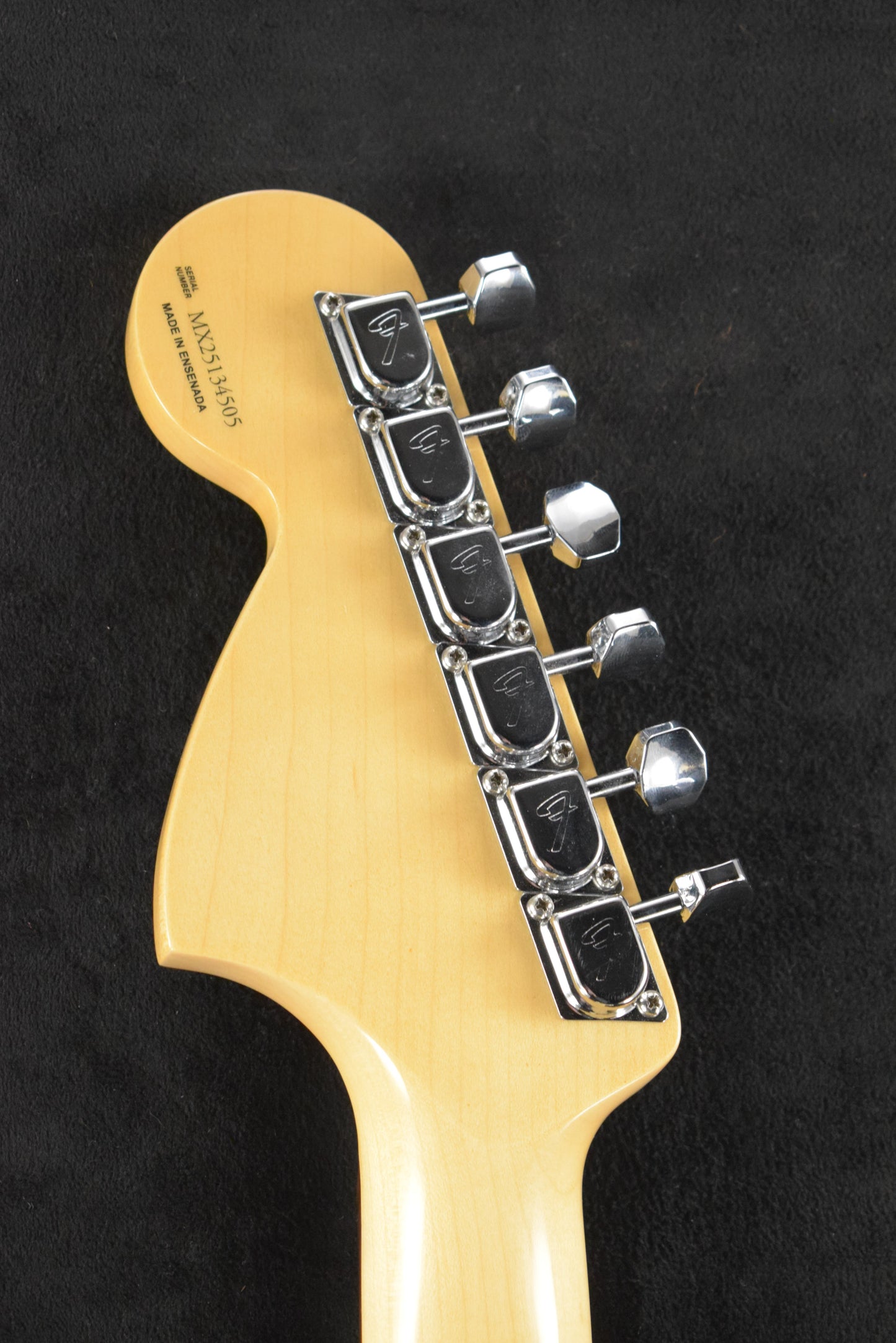 Fender Ritchie Blackmore Stratocaster Olympic White Scalloped Rosewood Fingerboard