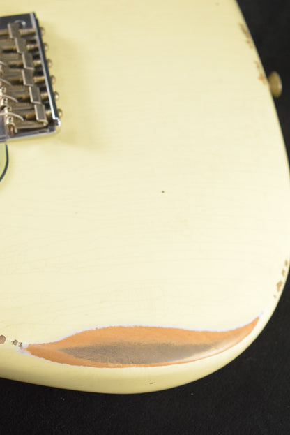 Fender Limited Edition 1960 Strat Relic w/Matching Headstock Vintage White