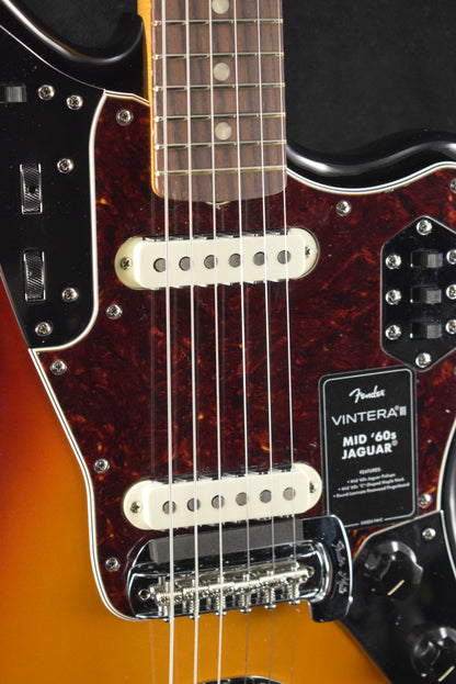 Fender Vintera III Mid '60s Jaguar 3-Color Sunburst Rosewood Fingerboard