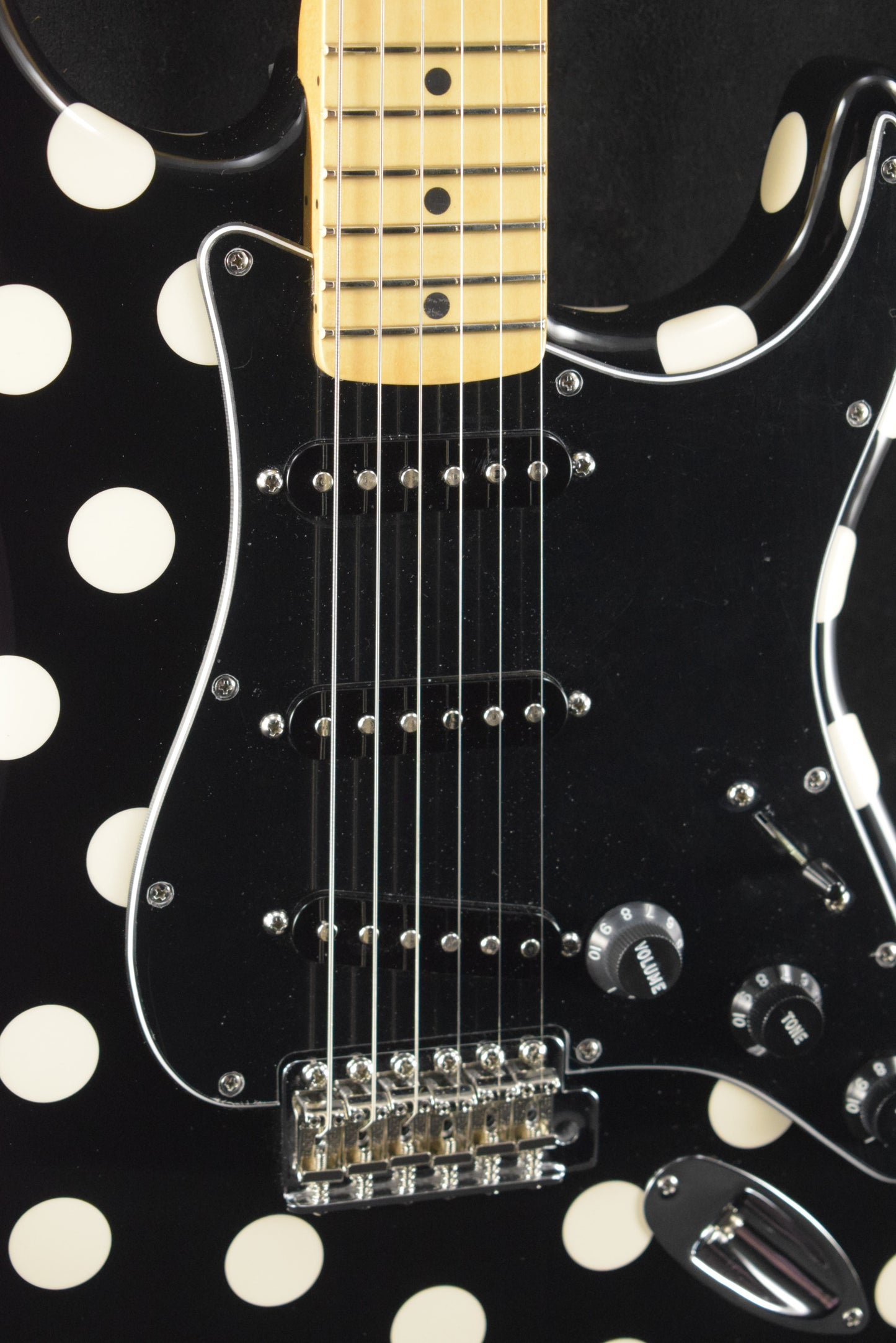 Fender Buddy Guy Standard Stratocaster Polka Dot Finish Maple Fingerboard