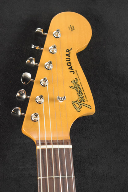 Fender Vintera III Mid '60s Jaguar 3-Color Sunburst Rosewood Fingerboard