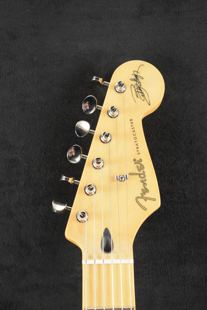 Fender Buddy Guy Standard Stratocaster Polka Dot Finish Maple Fingerboard