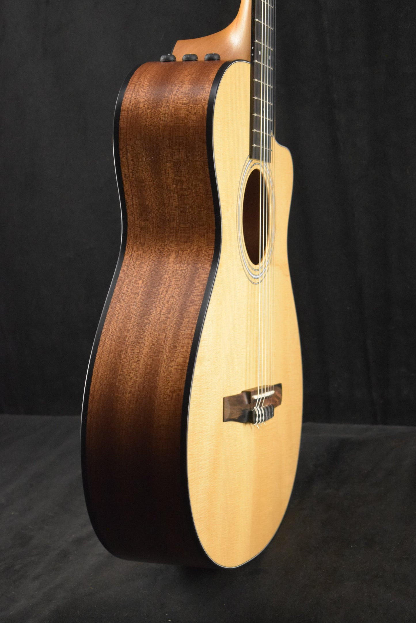 Taylor 112ce-N Nylon-String Acoustic-Electric Sapele/Torrefied Spruce Natural