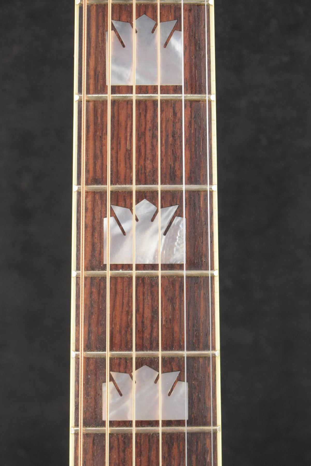 Gibson Custom Made To Measure Acoustic-Electric SJ-200 Original Burgundy Mist