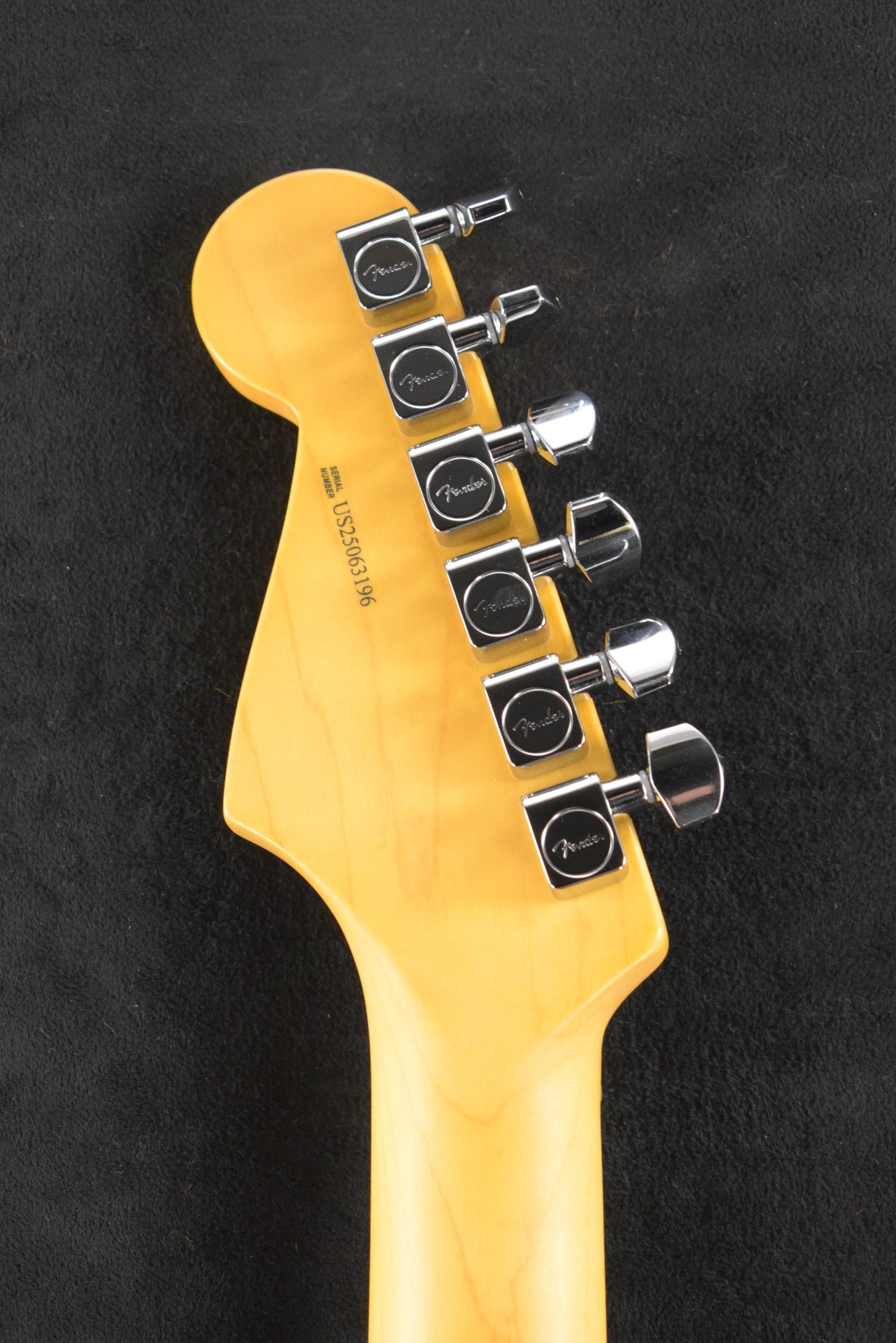 Fender American Professional II Stratocaster HSS Roasted Pine Maple Fingerboard