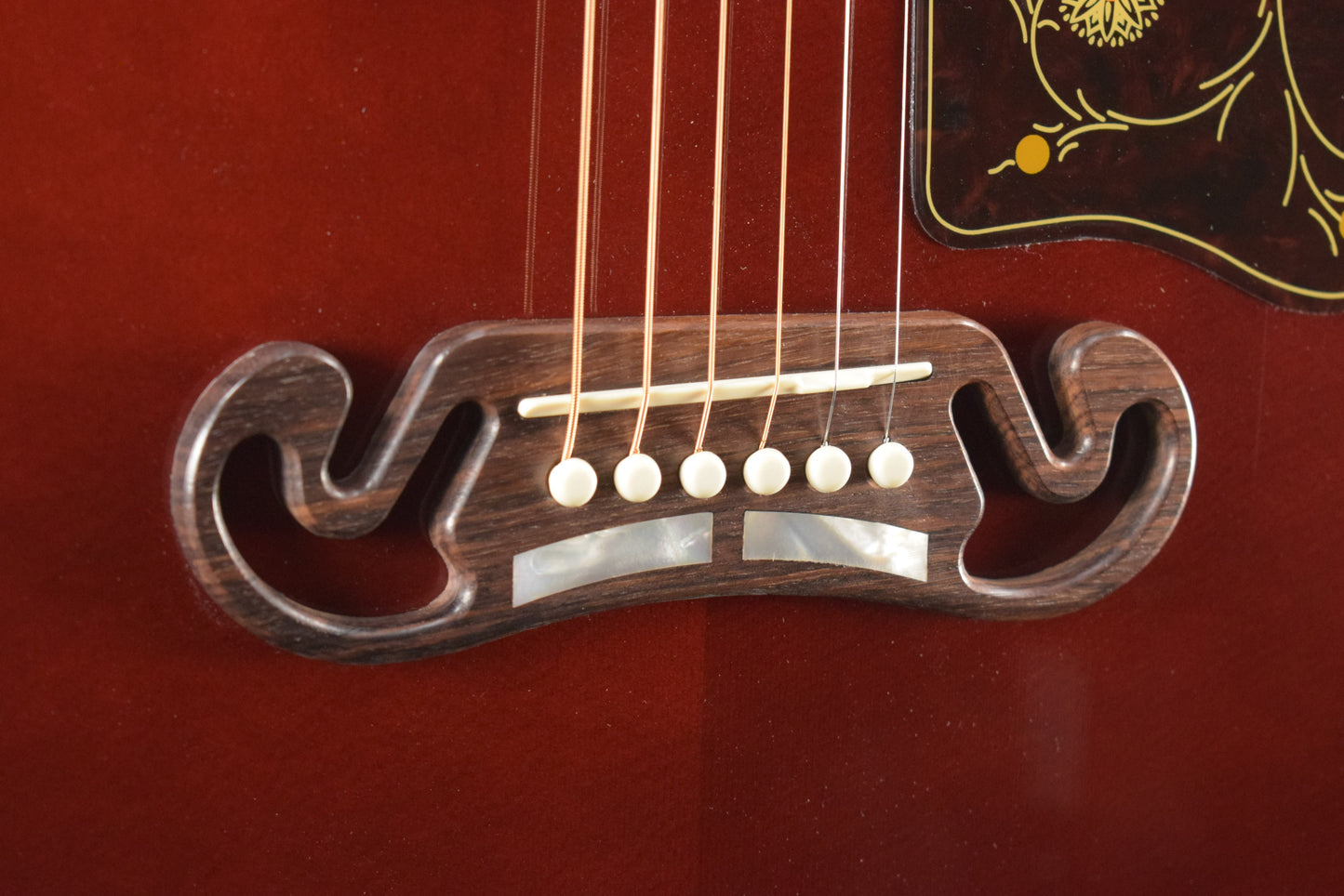 Gibson SJ-200 Standard Wine Red