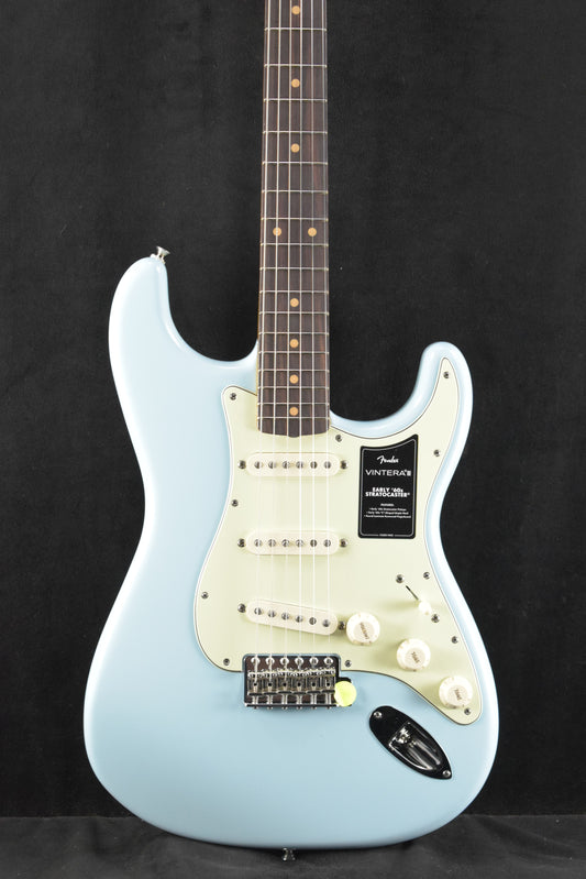 Fender Vintera III Early '60s Stratocaster Sonic Blue Rosewood Fingerboard
