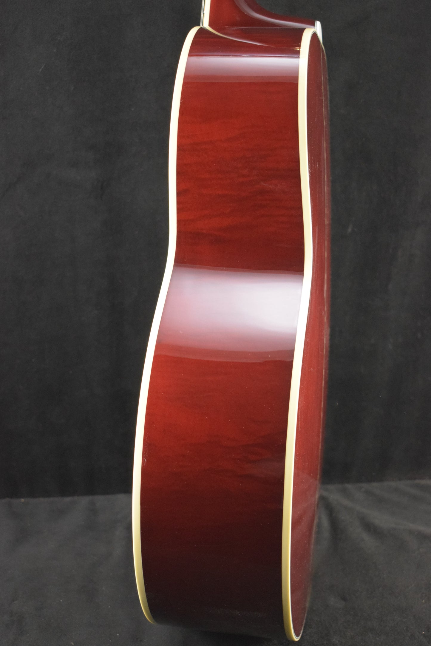 Gibson SJ-200 Standard Wine Red