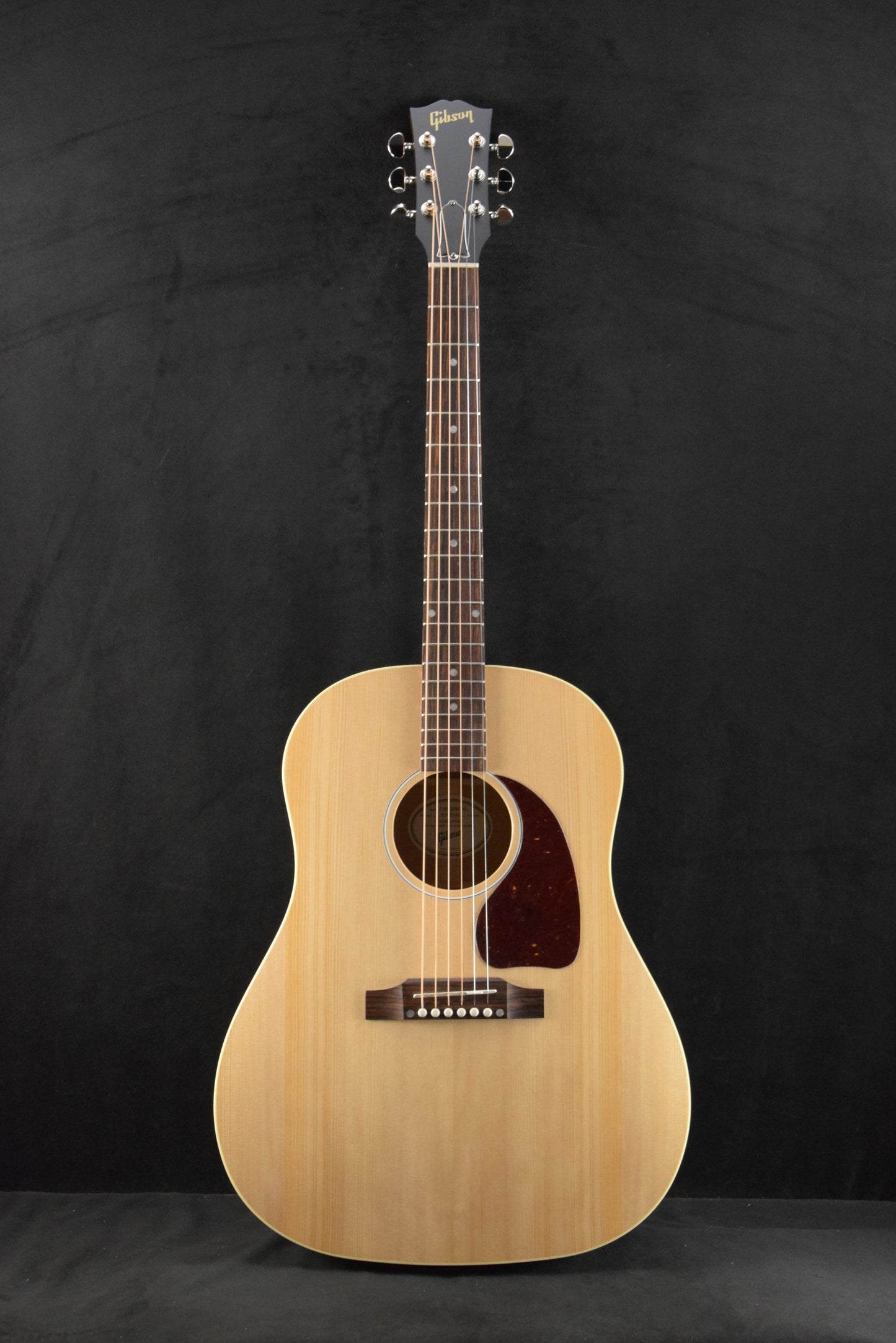 Gibson J-45 Special Satin Natural w/ Premium Soft Shell Case