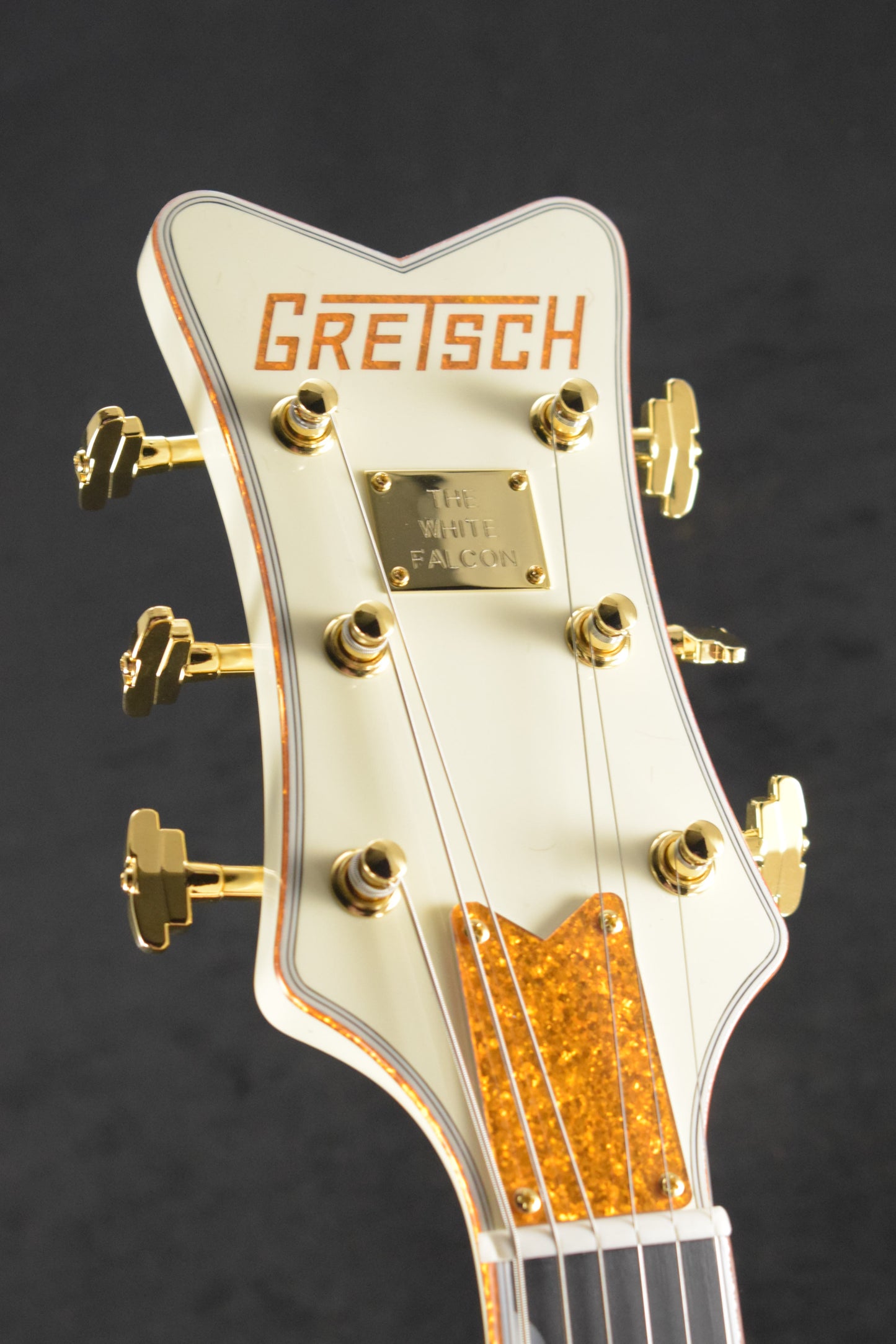 Gretsch G6136T-59 Vintage Select Edition '59 Falcon Lacquer Vintage White