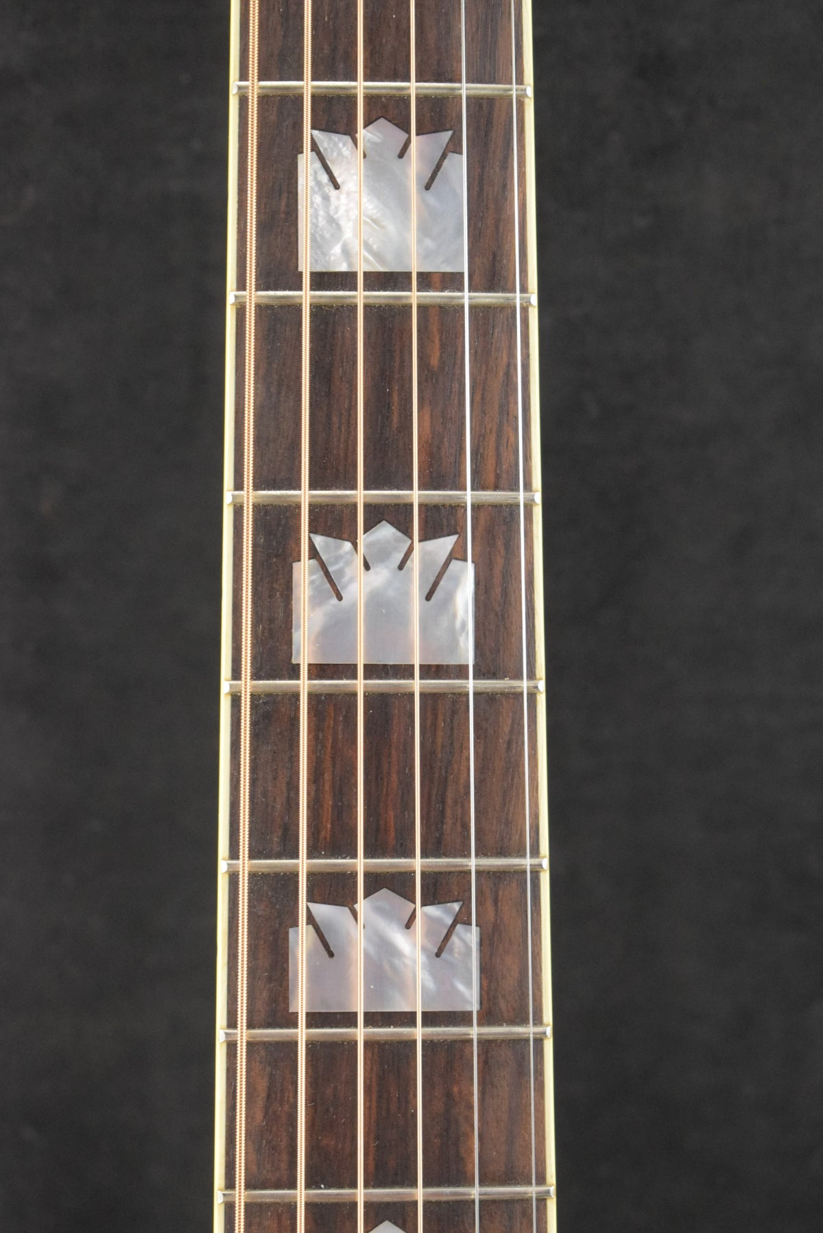 Gibson Custom Made To Measure Acoustic-Electric SJ-200 Original Burgundy Mist