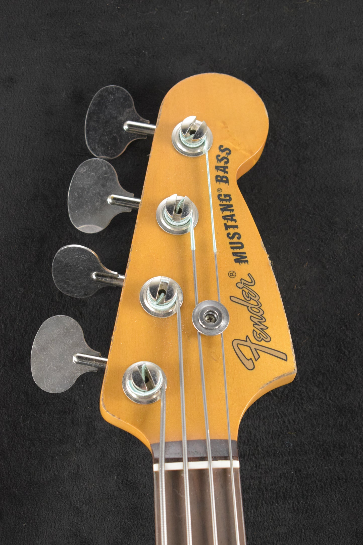 Fender JMJ Road Worn Mustang Bass Black