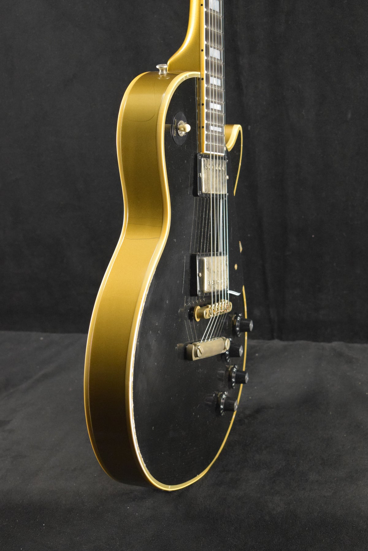 Gibson Custom LE 1968 Les Paul Custom Reissue Light Aged Ebony Top