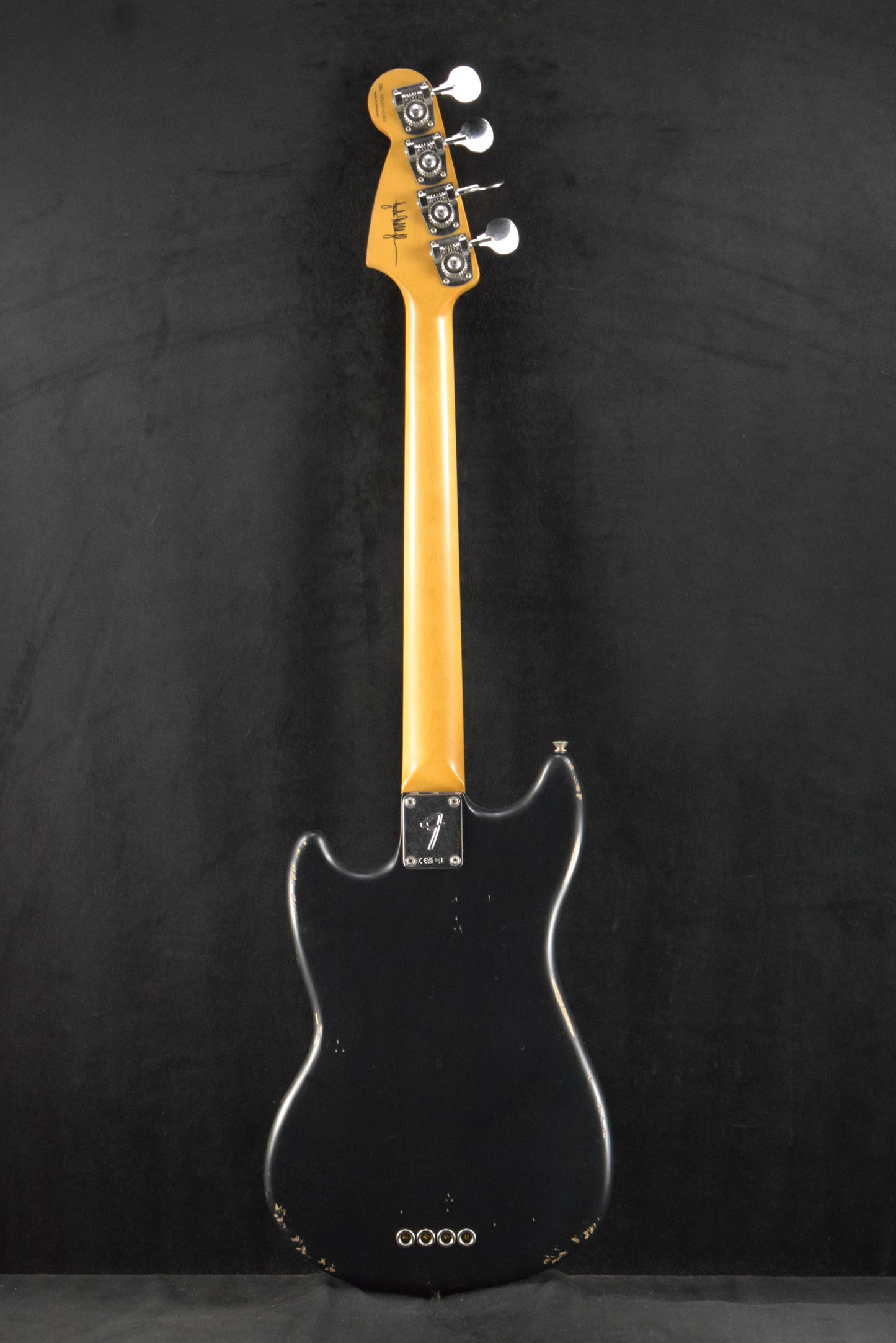 Fender JMJ Road Worn Mustang Bass Black