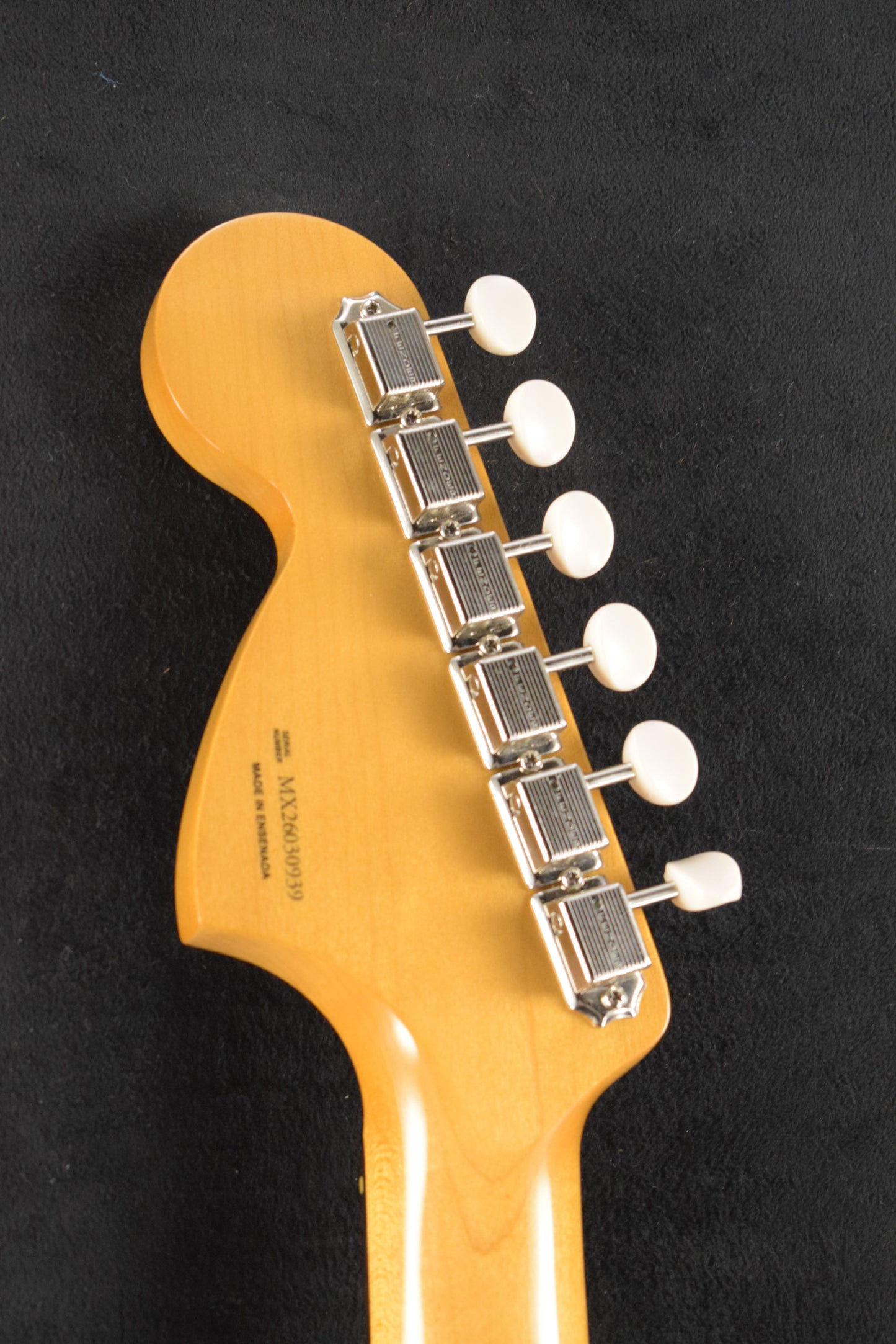 Fender Vintera III Mid '60s Mustang Dakota Red Rosewood Fingerboard