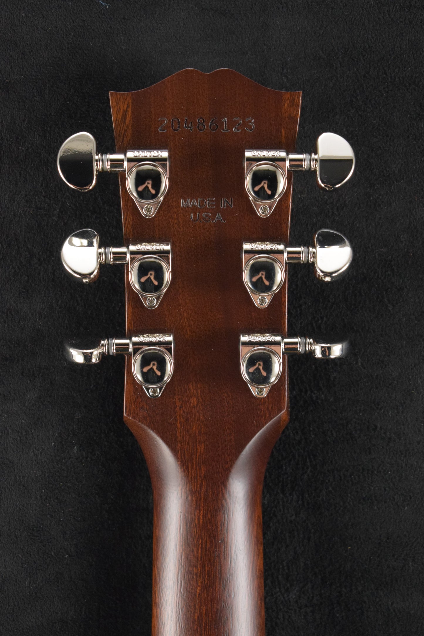 Gibson J-45 Special Satin Natural w/ Premium Soft Shell Case