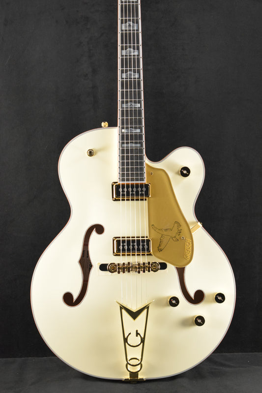 Gretsch G6136-55 Vintage Select Edition '55 Falcon with Cadillac Tailpiece Vintage White Lacquer