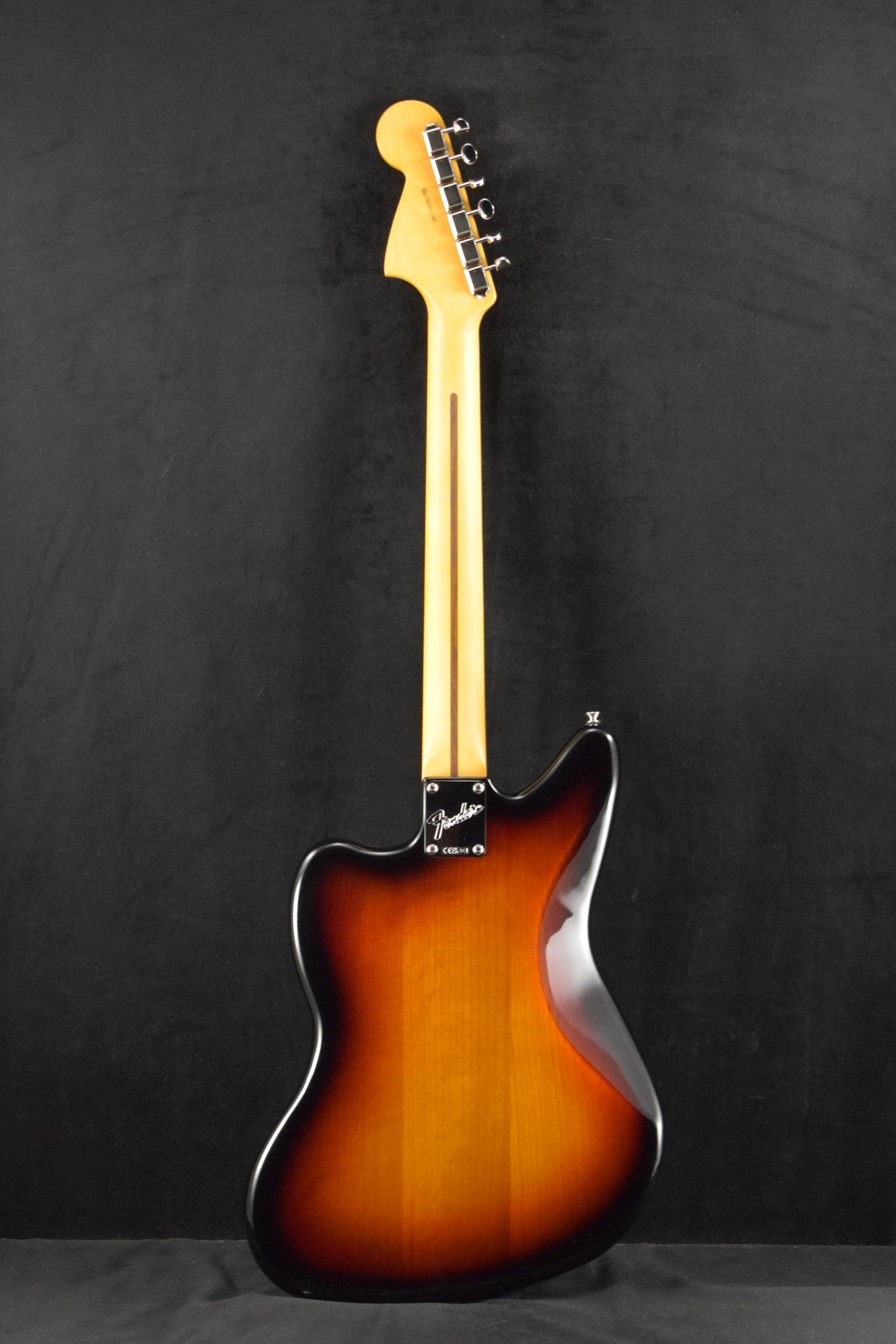 Fender American Professional Classic Jaguar Rosewood Fingerboard 3-Color Sunburst