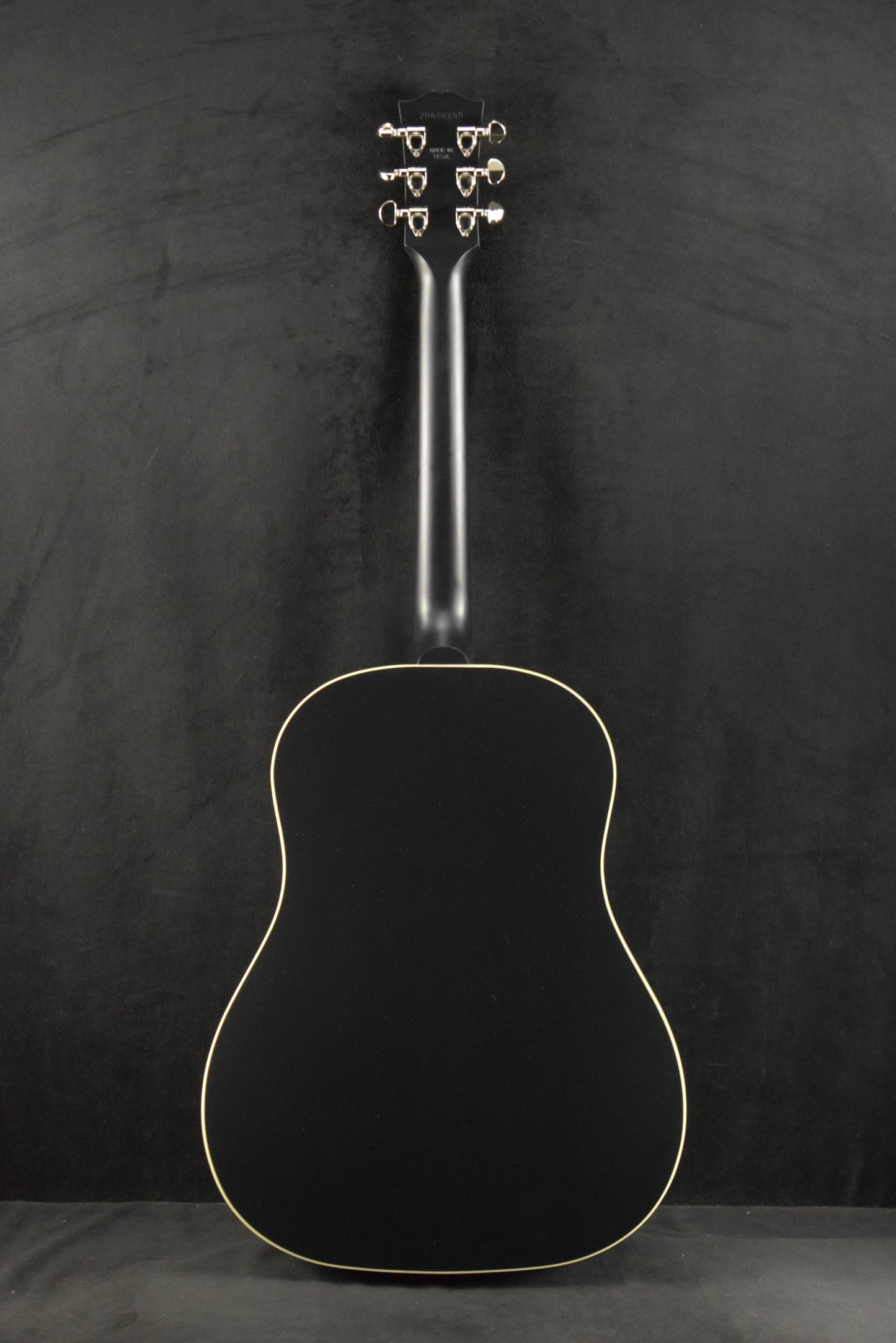 Gibson J-45 Special Satin Ebony w/ Premium Soft Shell Case