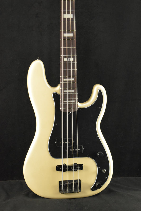 Fender Duff McKagan Deluxe Precision Bass Rosewood Fingerboard White Pearl