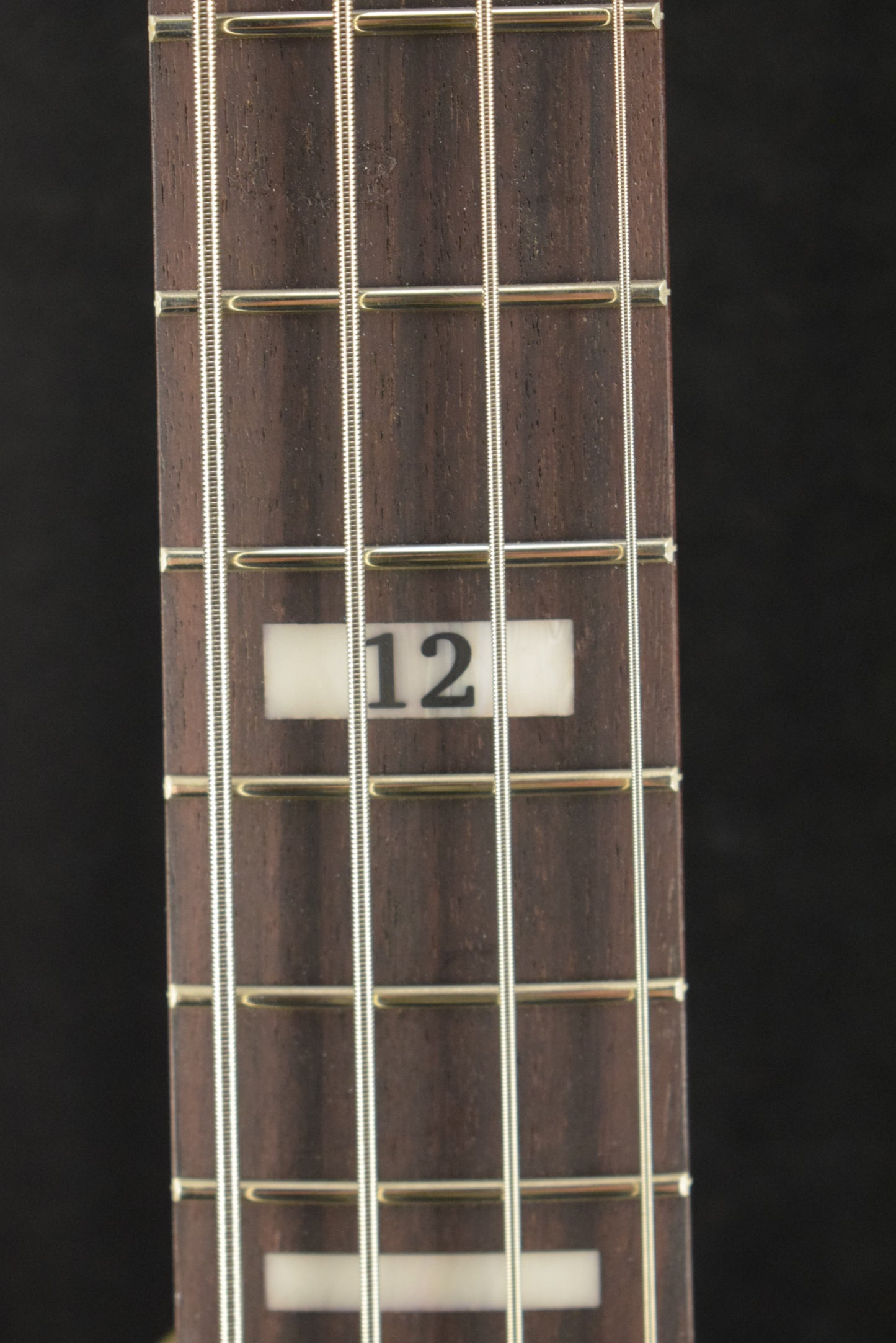 Fender Duff McKagan Deluxe Precision Bass Rosewood Fingerboard White Pearl