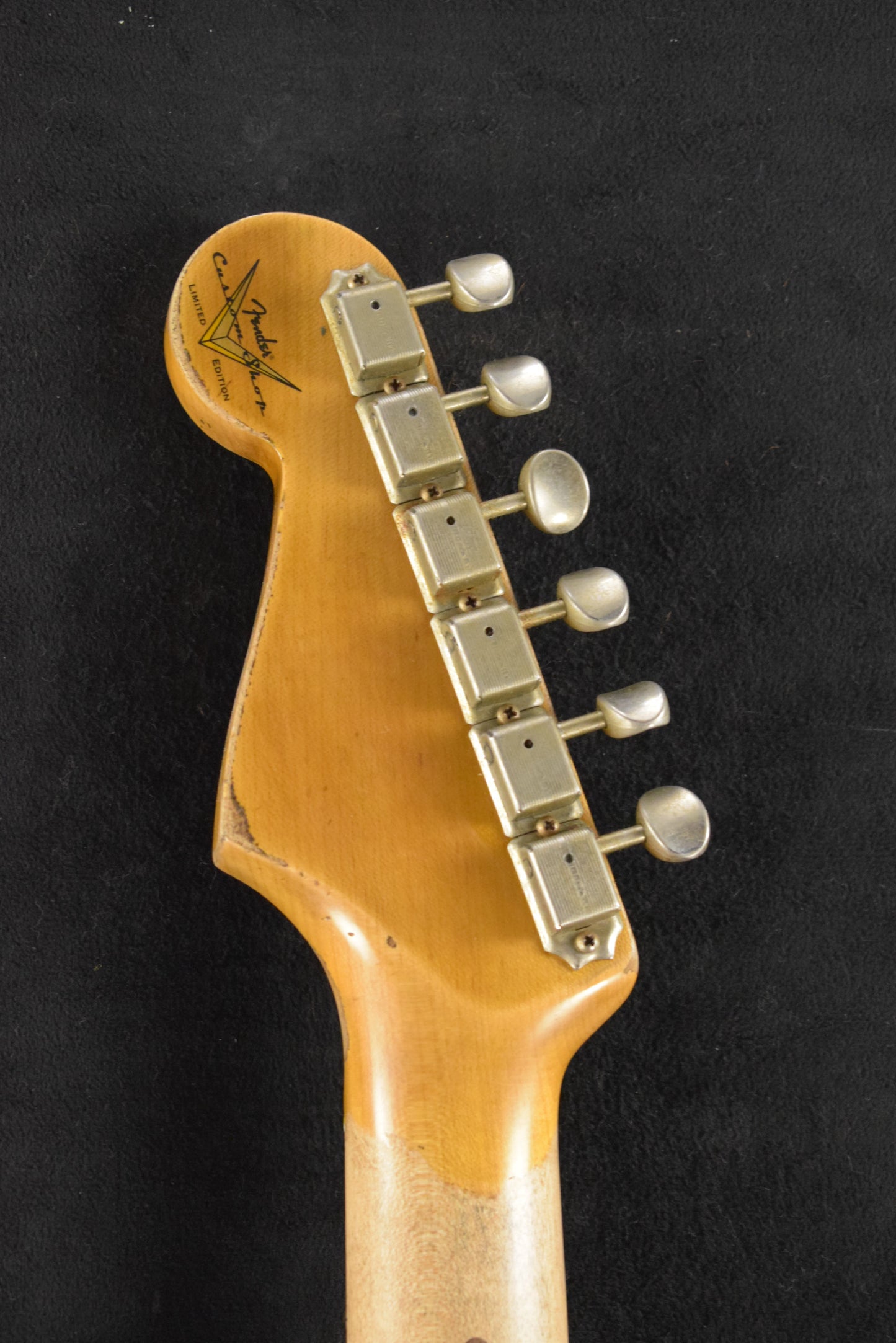 Fender Custom Shop Limited Edition Red Hot Stratocaster Super Heavy Relic - Aged White Blonde