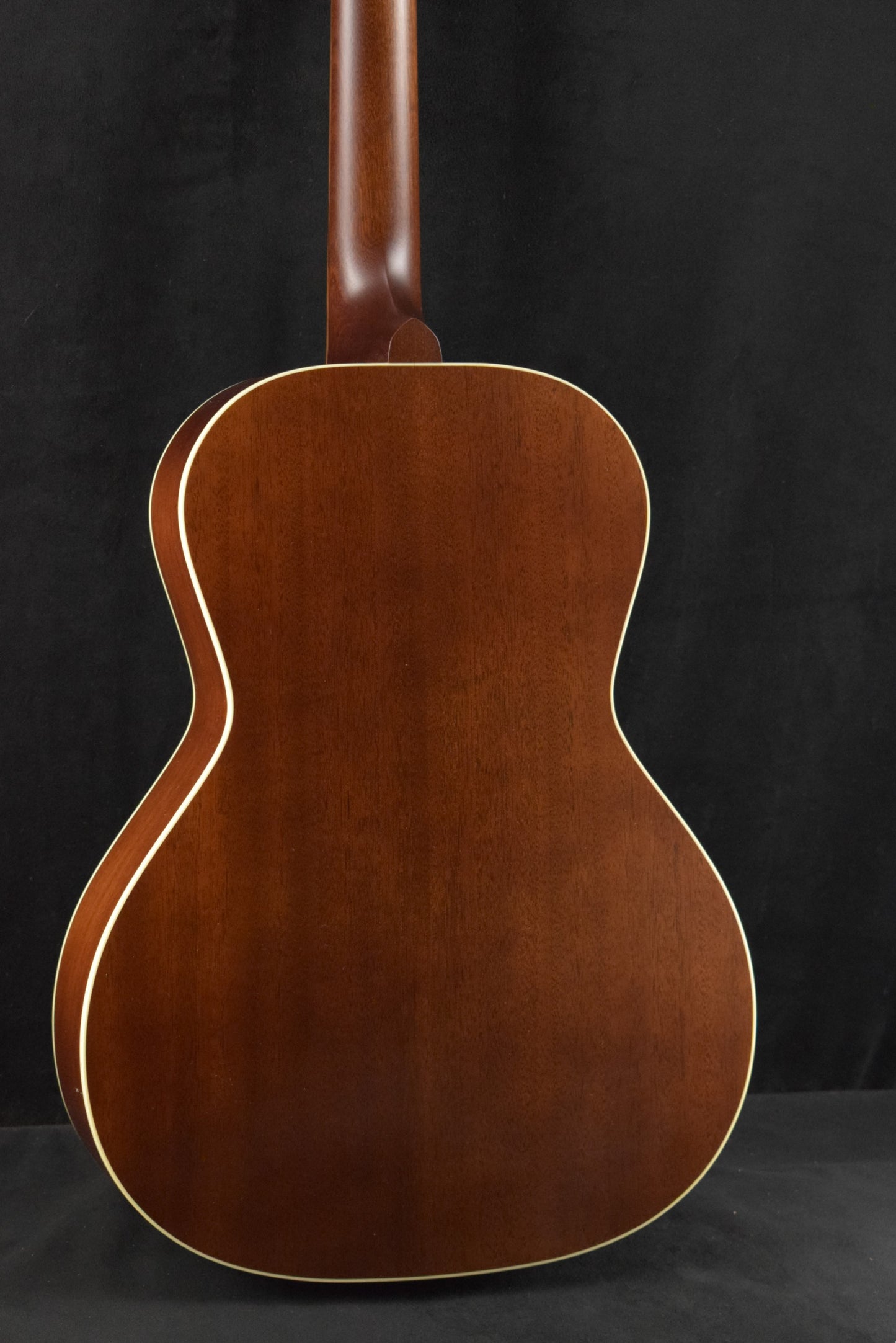 Gibson L-00 Special Satin Natural w/ Premium Soft Shell Case