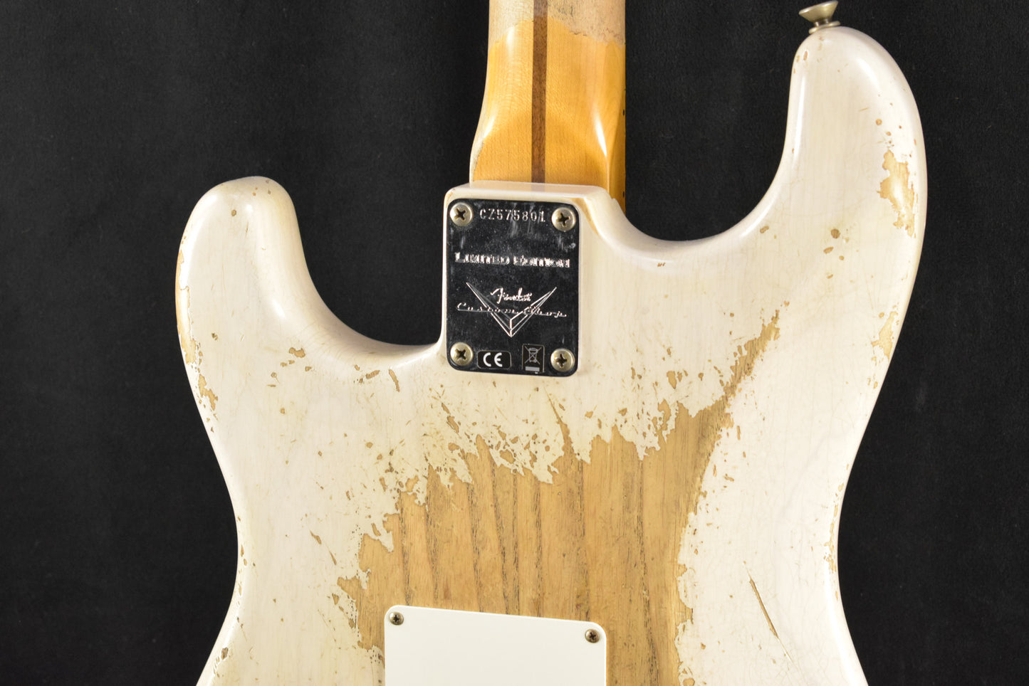 Fender Custom Shop Limited Edition Red Hot Stratocaster Super Heavy Relic - Aged White Blonde