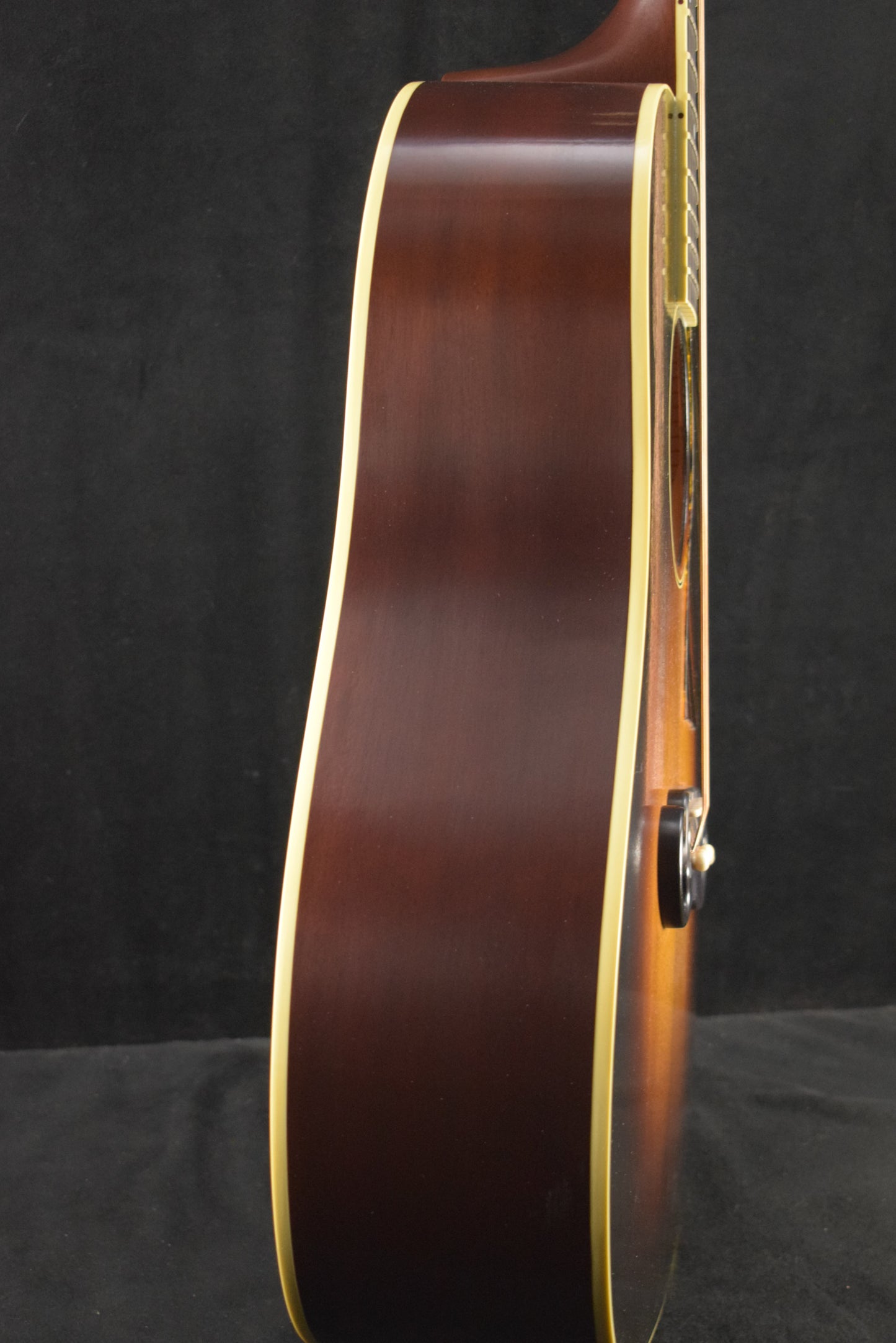 Gibson Custom Shop 1939 J-55 Faded Vintage Sunburst