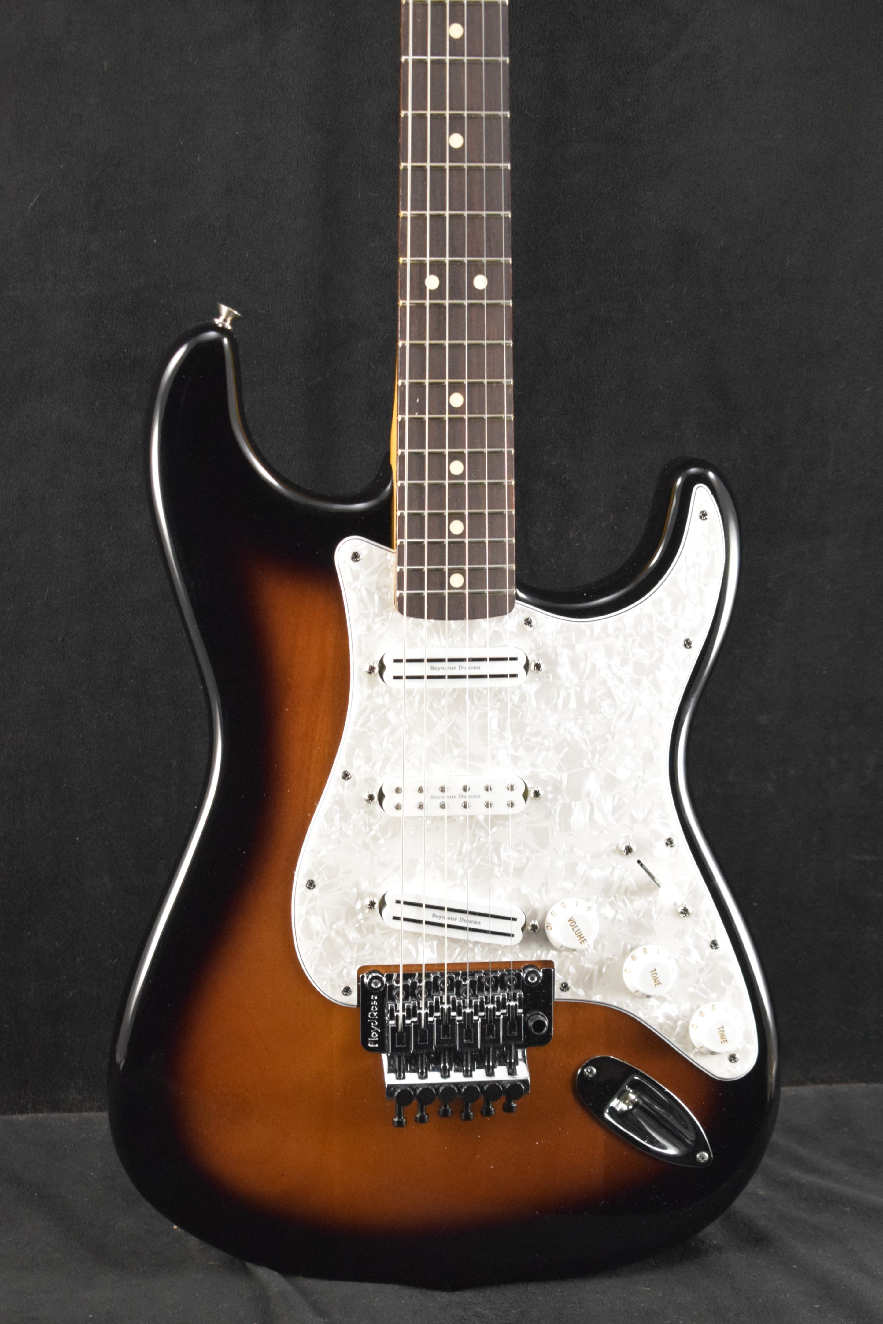 Fender Dave Murray Stratocaster Rosewood Fingerboard 2-Color