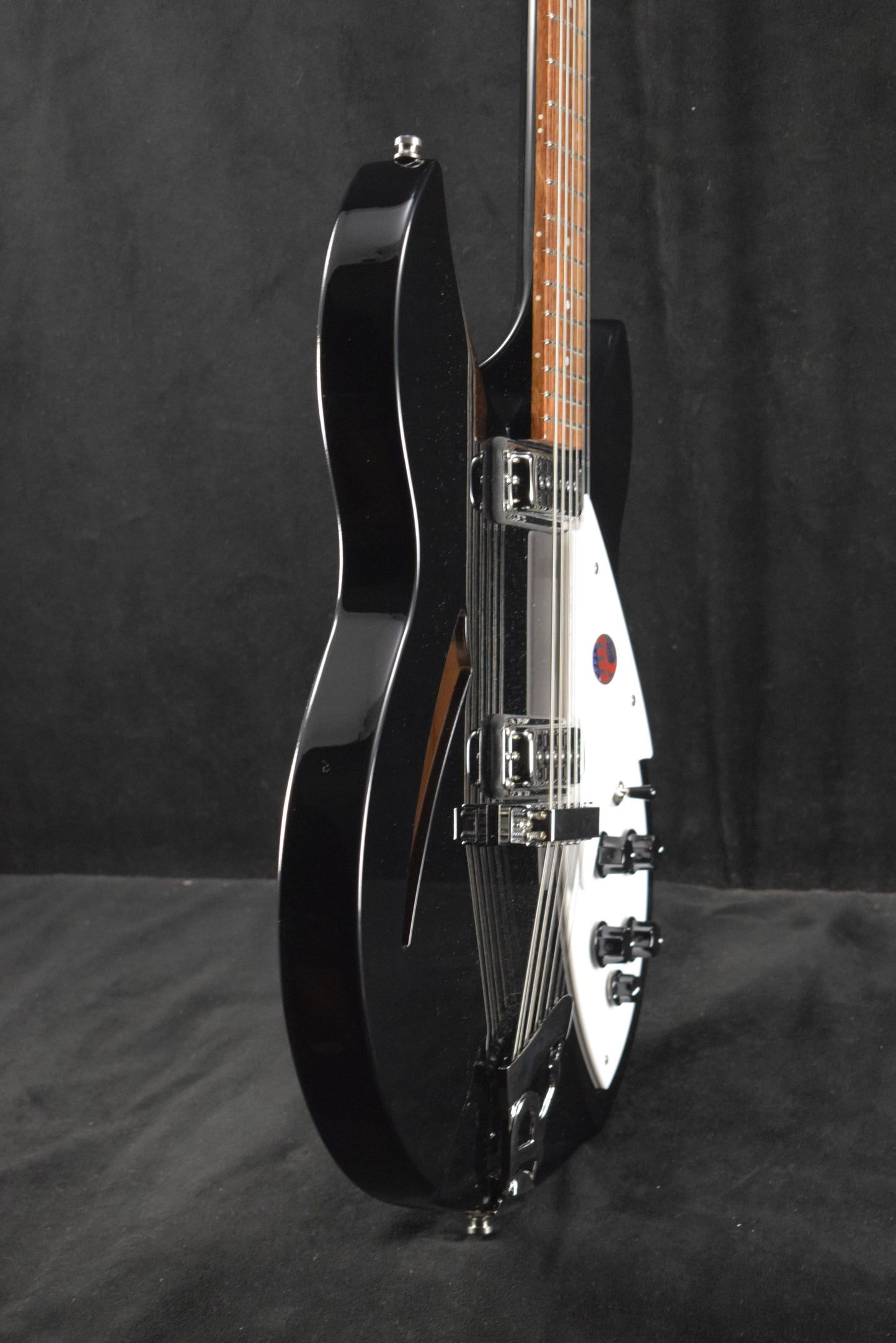 Rickenbacker 330/12 12-String Jetglo