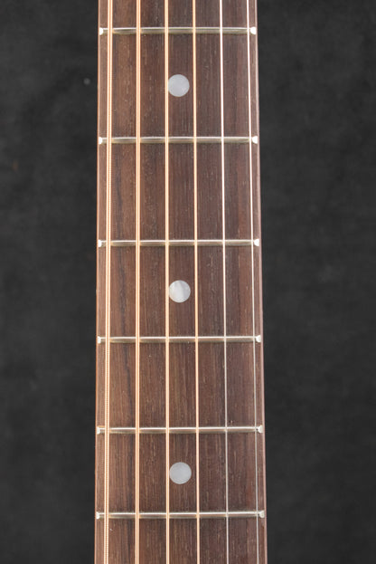 Gibson L-00 Special Satin Ebony w/ Premium Soft Shell Case