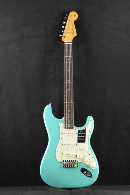 Fender Vintera III Early '60s Stratocaster Seafoam Green Rosewood Fingerboard