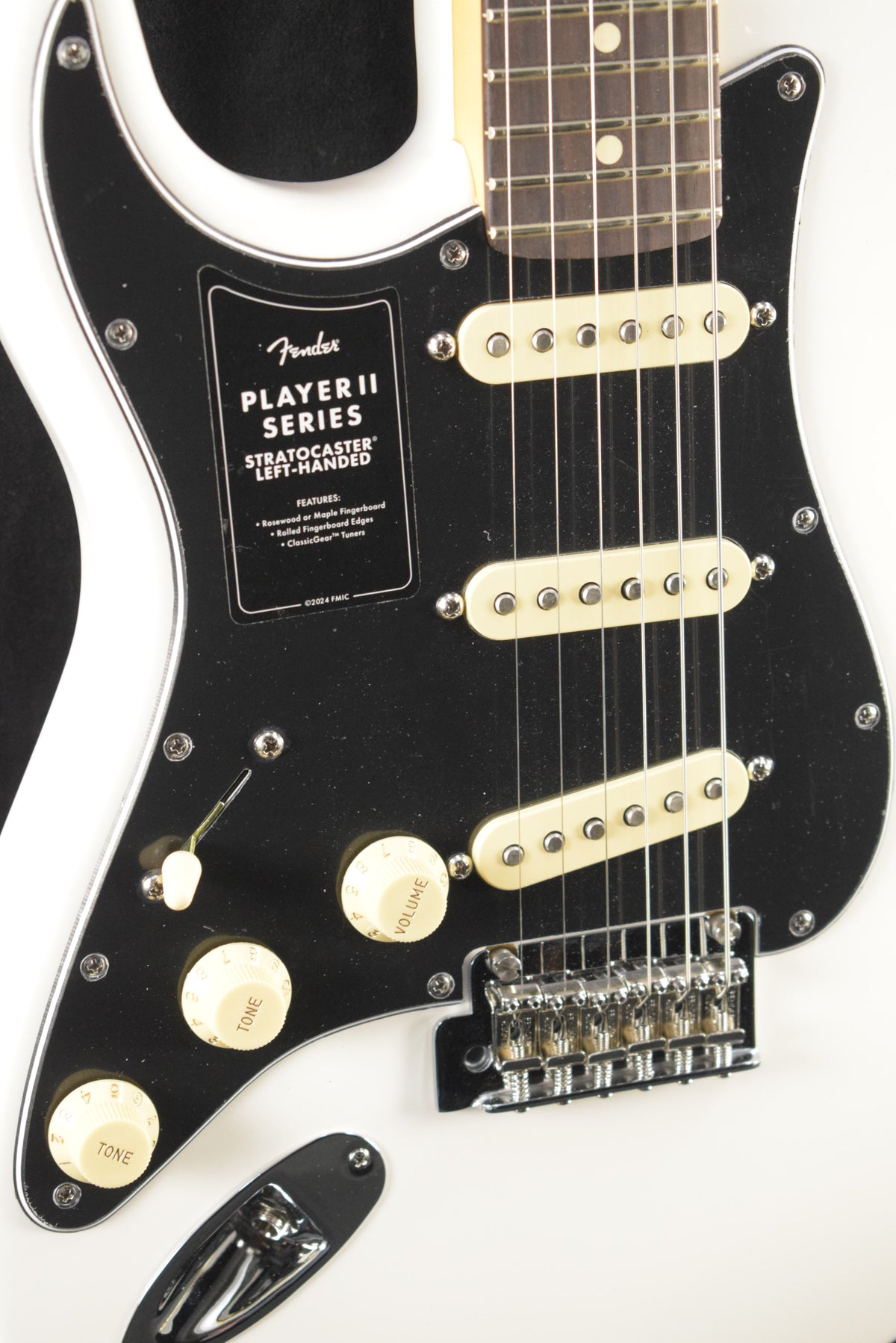 Fender Player II Stratocaster Left-Hand Polar White Rosewood Fingerboard
