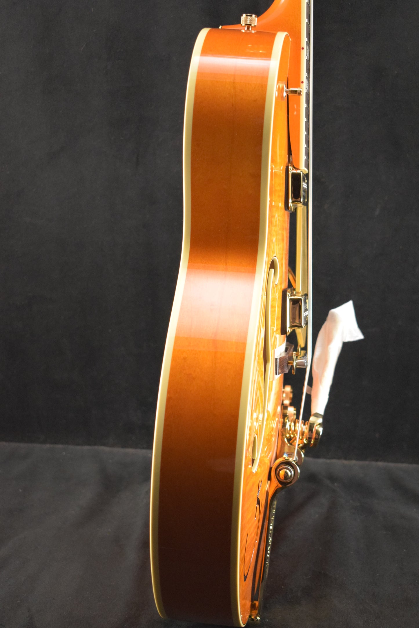 Gretsch G6120T-55 Vintage Select Edition '55 Chet Atkins Vintage Orange Stain Lacquer
