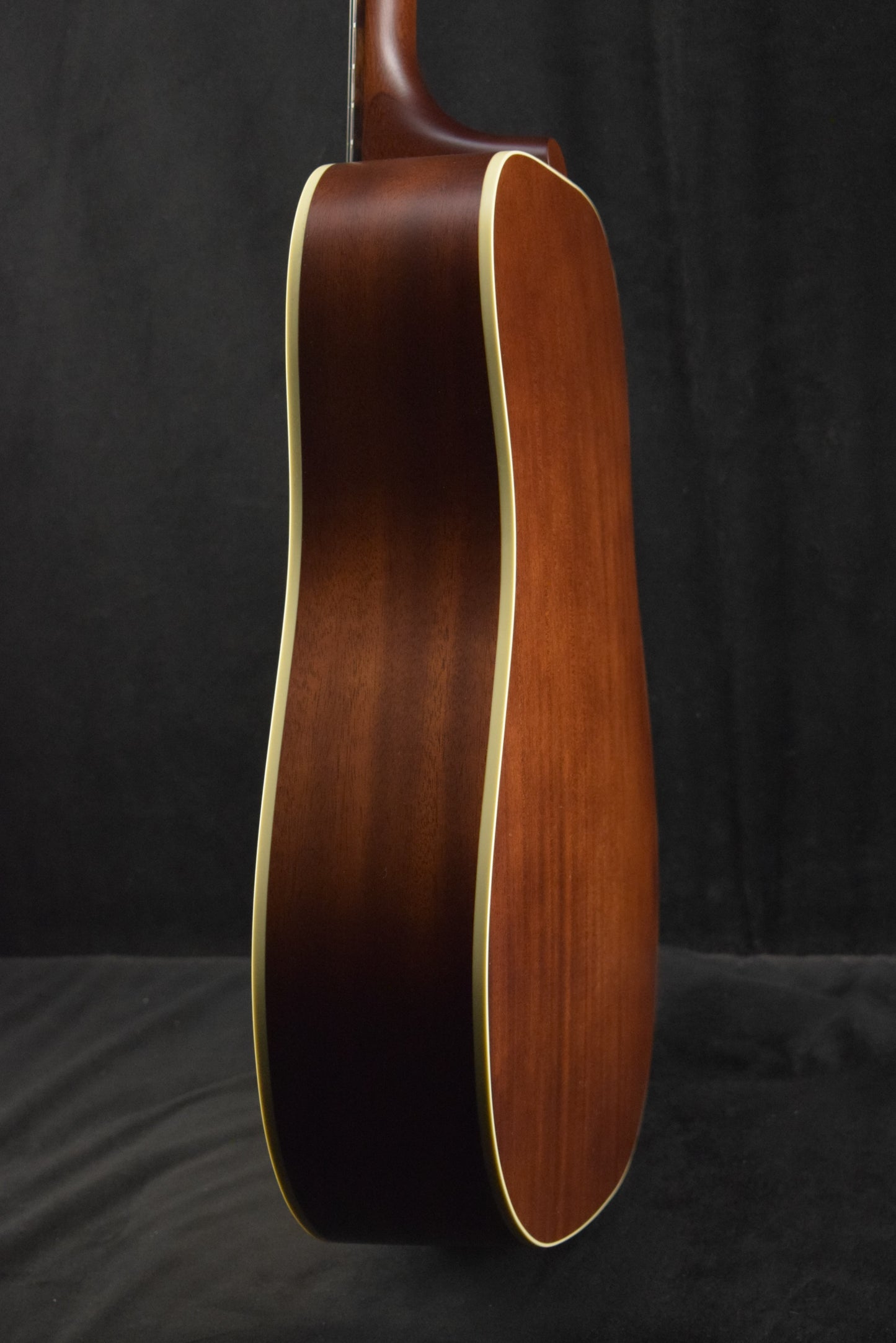 Gibson Hummingbird Special Satin Natural w/ Premium Soft Shell Case