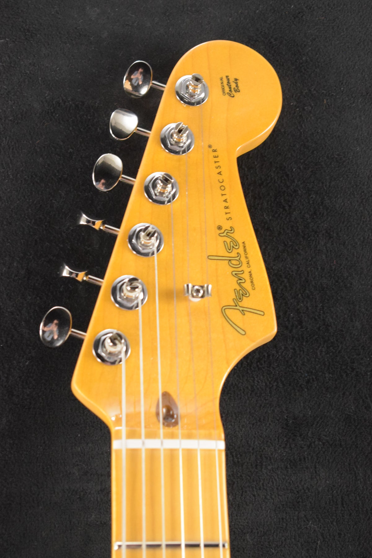 Fender Limited Edition American Professional Classic Stratocaster featuring the Fender Silent System Candy Apple Red
