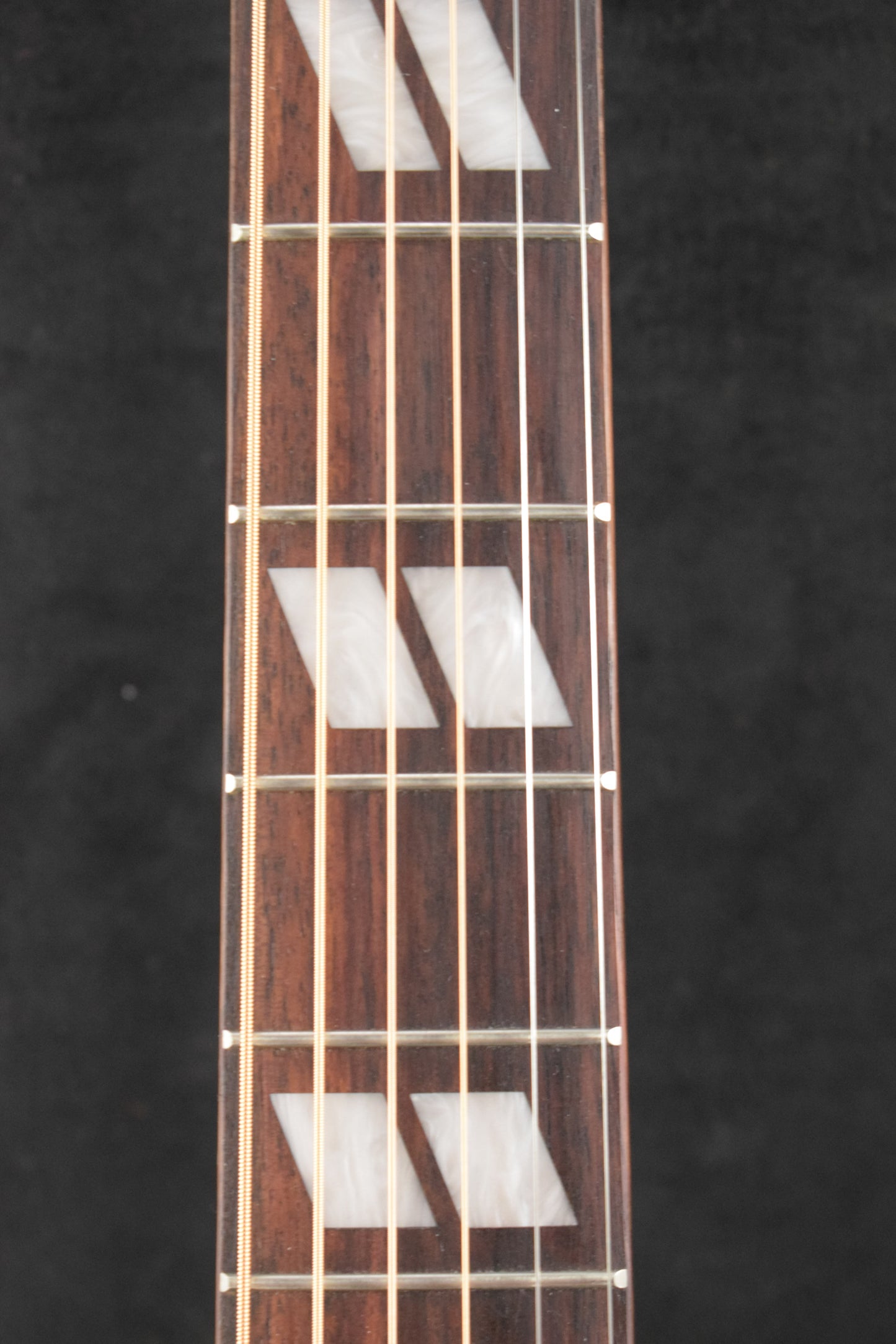 Gibson Hummingbird Special Satin Ebony w/ Premium Soft Shell Case