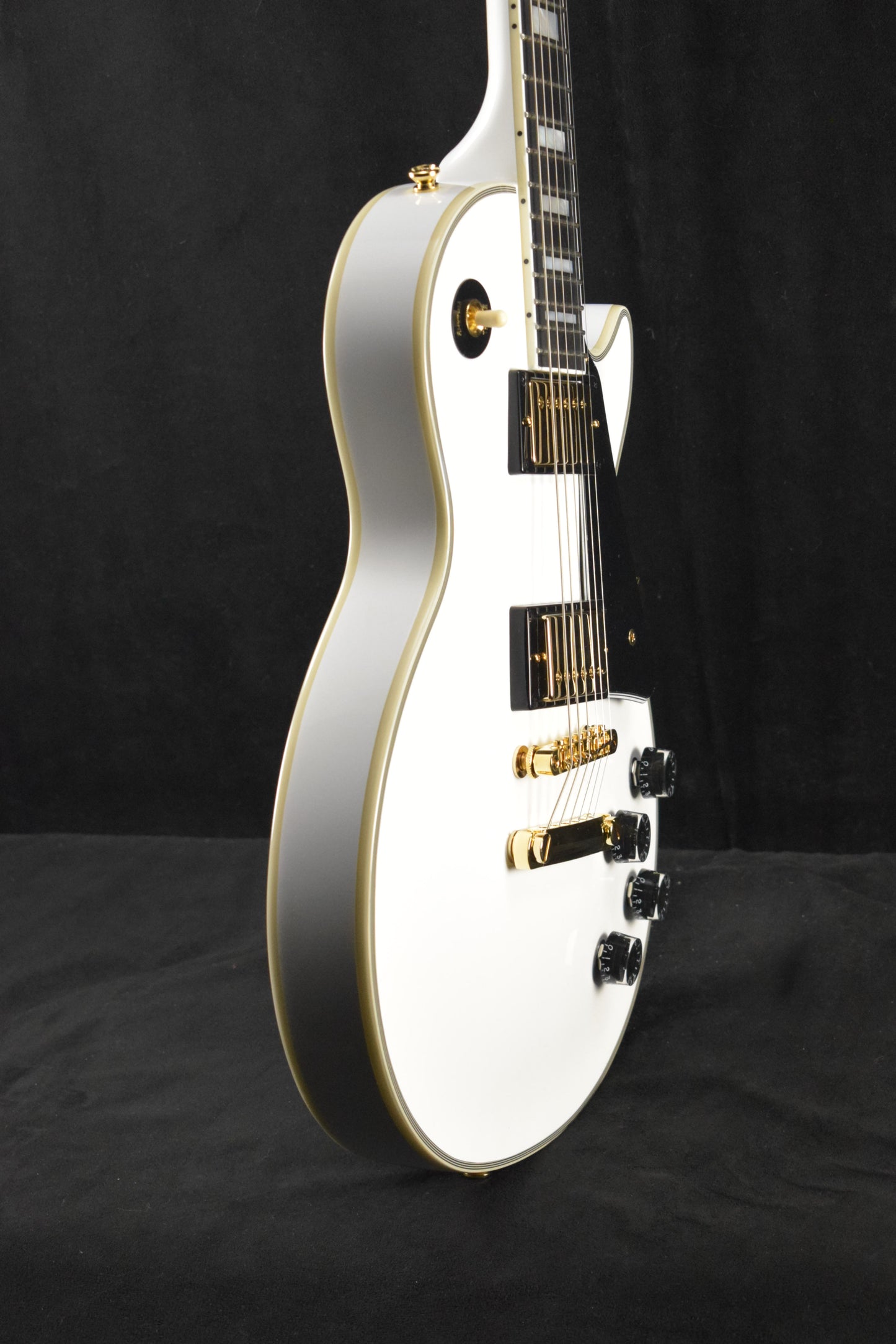 Epiphone IGC Les Paul Custom Alpine White w/ Hardshell Case