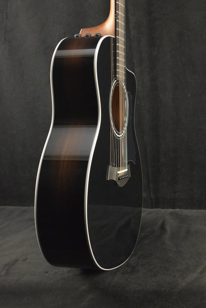 Taylor 214ce DLX Special Edition Blacktop