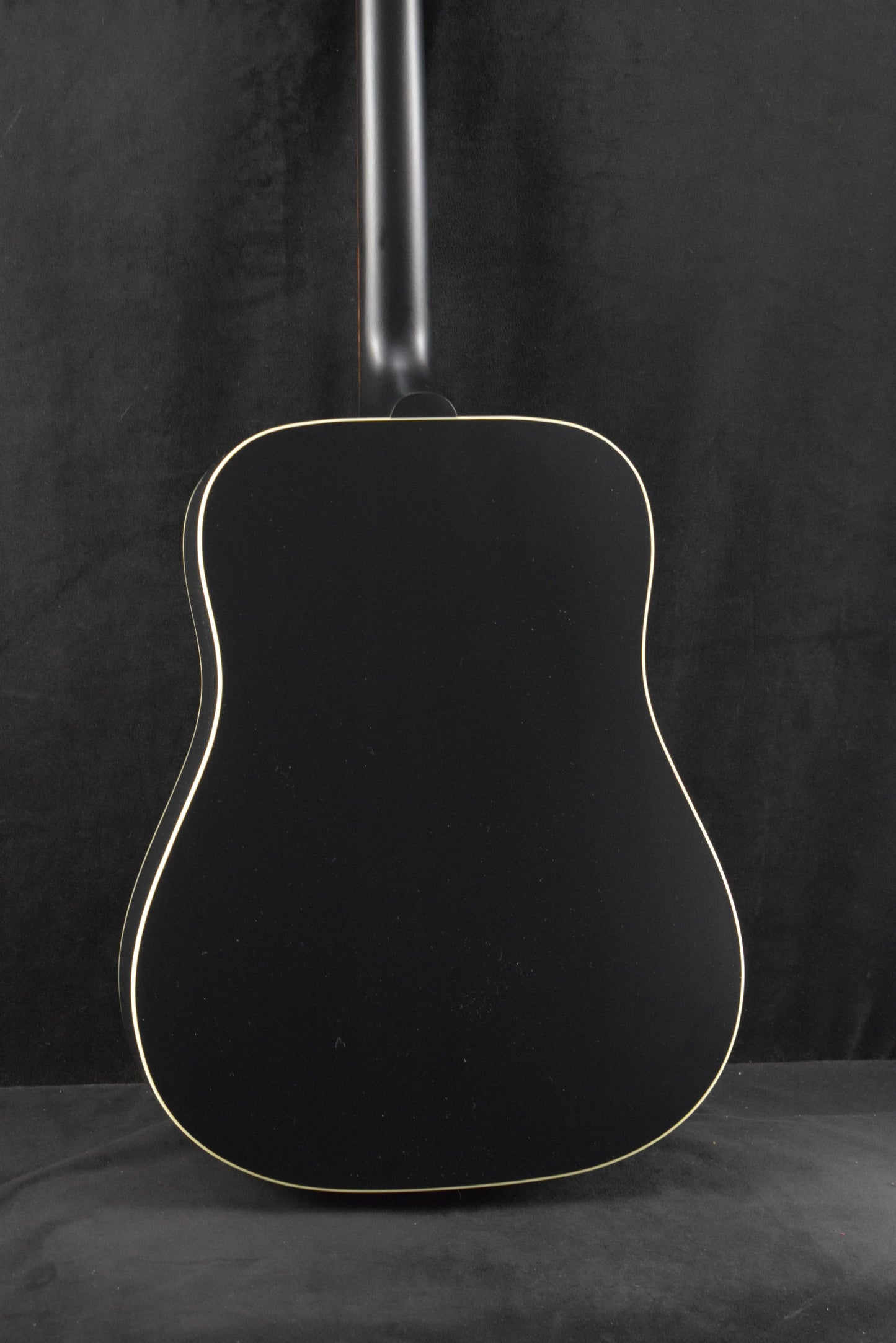 Gibson Hummingbird Special Satin Ebony w/ Premium Soft Shell Case